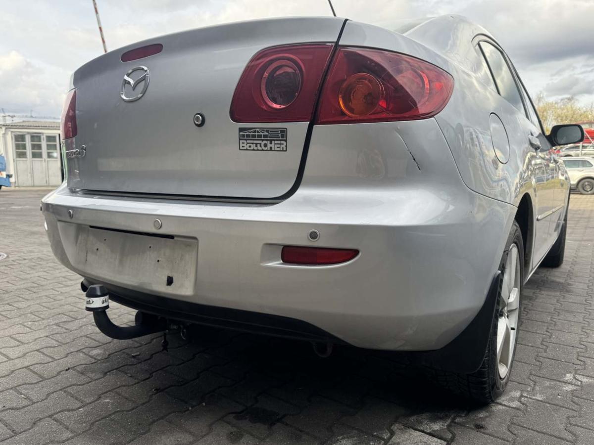 Mazda 3 BK Bj.2004 original Sto&szlig;stange Stossf&auml;nger hinten Silber 4-T&uuml;rer Limousine